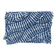 Charger l'image dans la galerie, Cyanotype - Over Crowded - Detail Print