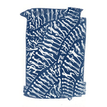 Charger l'image dans la galerie, Cyanotype - Over Crowded - Detail Print